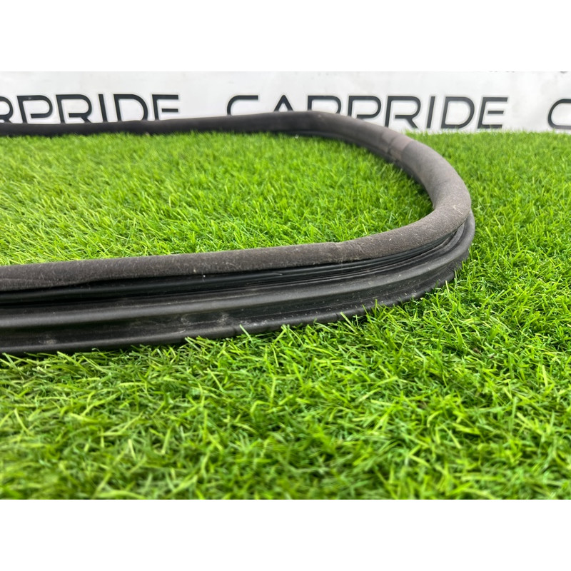 Уплотнитель проема двери (кузов и элементы) LAND ROVER Range Rover P38 1996 4.6 Lucas ALR6284LNF