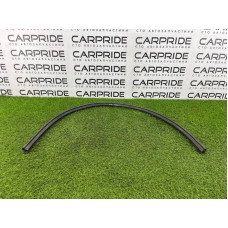 Уплотнитель моторного отсека