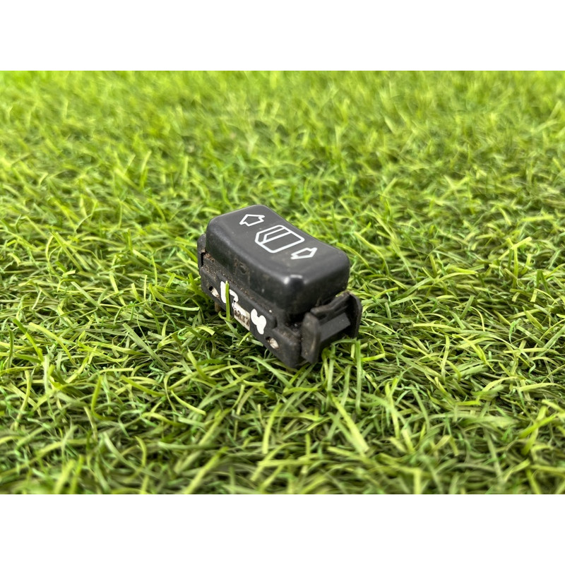 Кнопка стеклоподъемника (электрика / кнопки) Mercedes-Benz E-class W124 1990 3.2 A1248209310