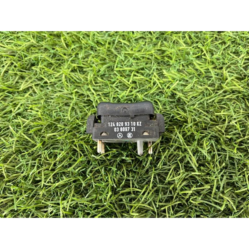 Кнопка стеклоподъемника (электрика / кнопки) Mercedes-Benz E-class W124 1990 3.2 A1248209310