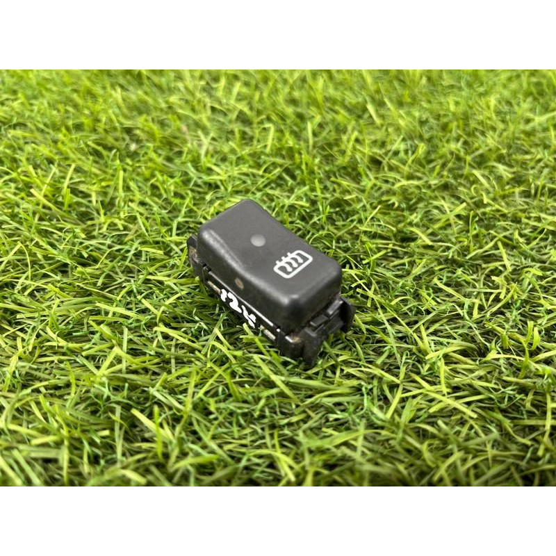 Кнопка подогрева заднего стекла (электрика / кнопки) Mercedes-Benz E-class W124 1990 3.2 A1298207410