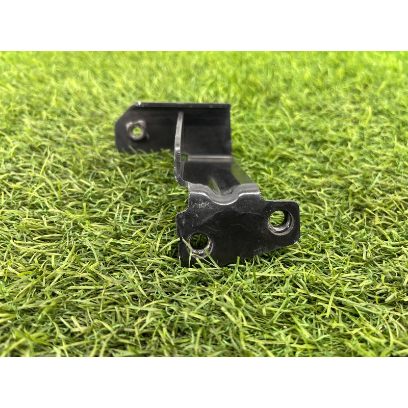 Крепление бампера (кузов и элементы) Audi Q5 8R 2012 3.2 CALB 8r0807334