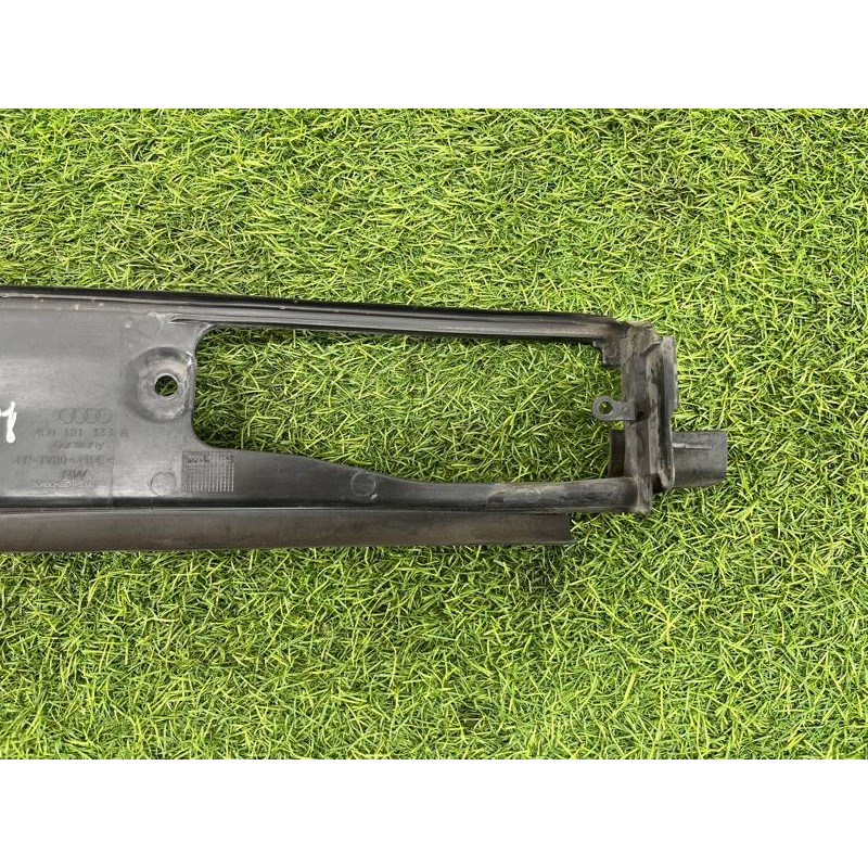 Воздуховод радиатора (кузов и элементы) AUDI A8 D4 2011 4,2 4H0121333A