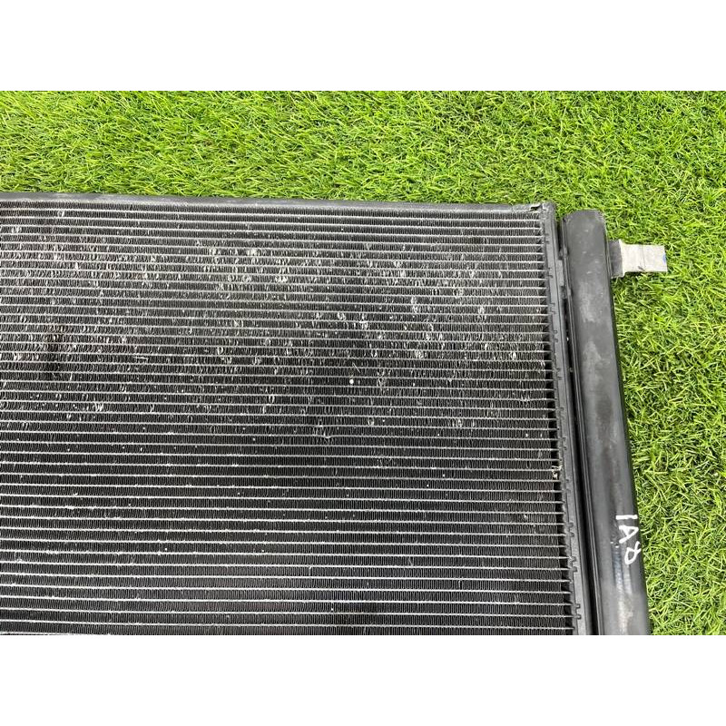 Радиатор кондиционера (отопление и кондиционирование) AUDI A8 D4 2011 4,2 4H0260403C