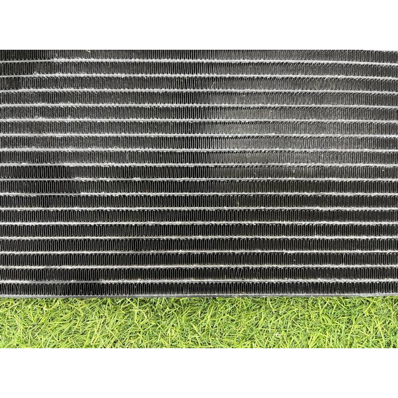 Радиатор кондиционера (отопление и кондиционирование) Audi Q5 8R 2012 3.2 CALB 8K0260403AF