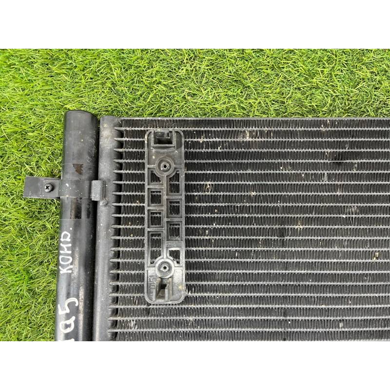 Радиатор кондиционера (отопление и кондиционирование) Audi Q5 8R 2012 3.2 CALB 8K0260403AF