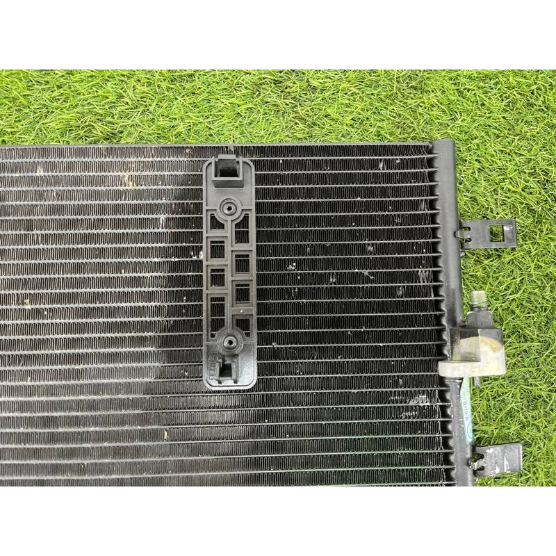 Радиатор кондиционера (отопление и кондиционирование) Audi Q5 8R 2012 3.2 CALB 8K0260403AF