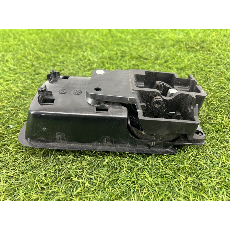 Ручка двери внутренняя (салон) Toyota Sequoia XK60 692050C050