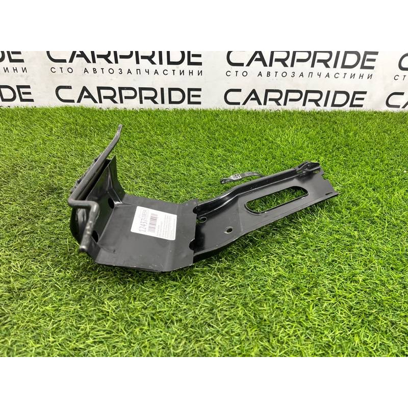 Кронштейн бардачка (салон) BMW 5-series E34 51161944565