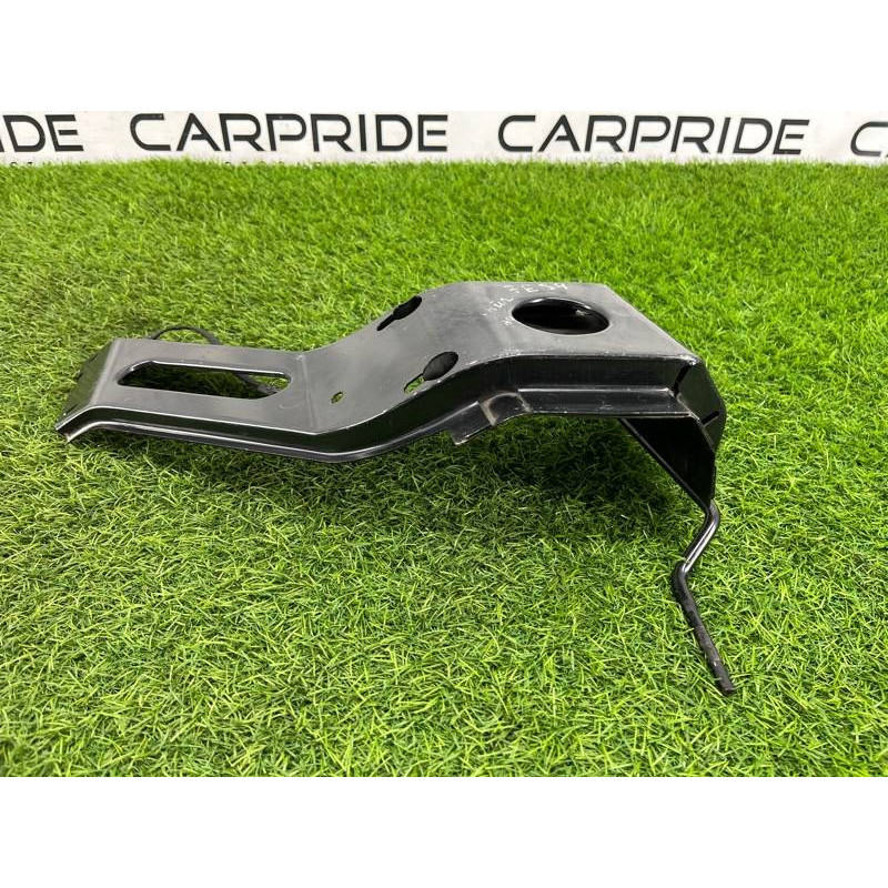 Кронштейн бардачка (салон) BMW 5-series E34 51161944565