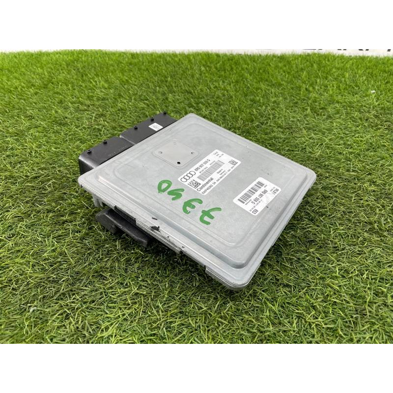 Блок управления двигателем (электрика / блок управления) Audi Q5 8R 2012 3.2 CALB 8R0907559G