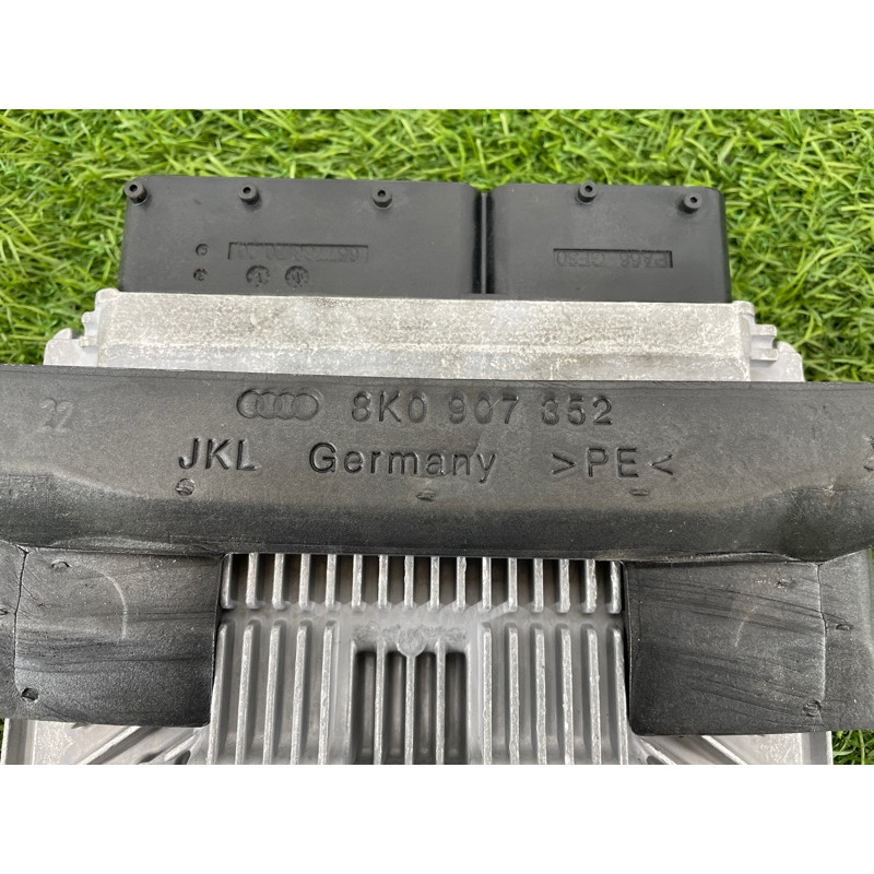 Блок управления двигателем (электрика / блок управления) Audi Q5 8R 2012 3.2 CALB 8R0907559G