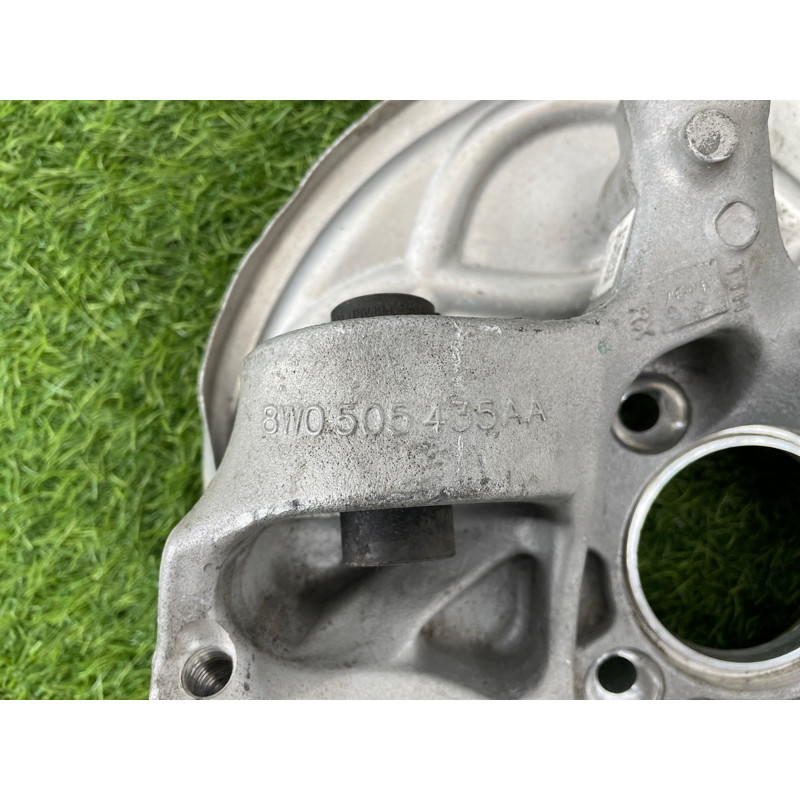 Цапфа подвески (подвеска) Audi A5 F5 2019 2.0 TFSI 8W0505431Q