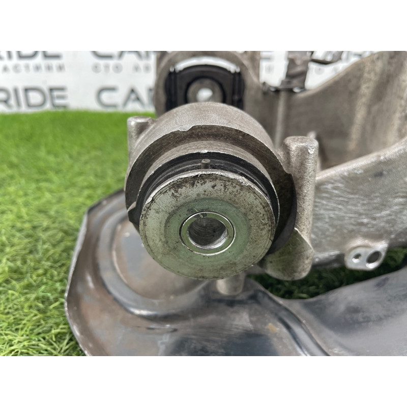Цапфа подвески (подвеска) AUDI A8 D4 2011 4,2 4H0505432C