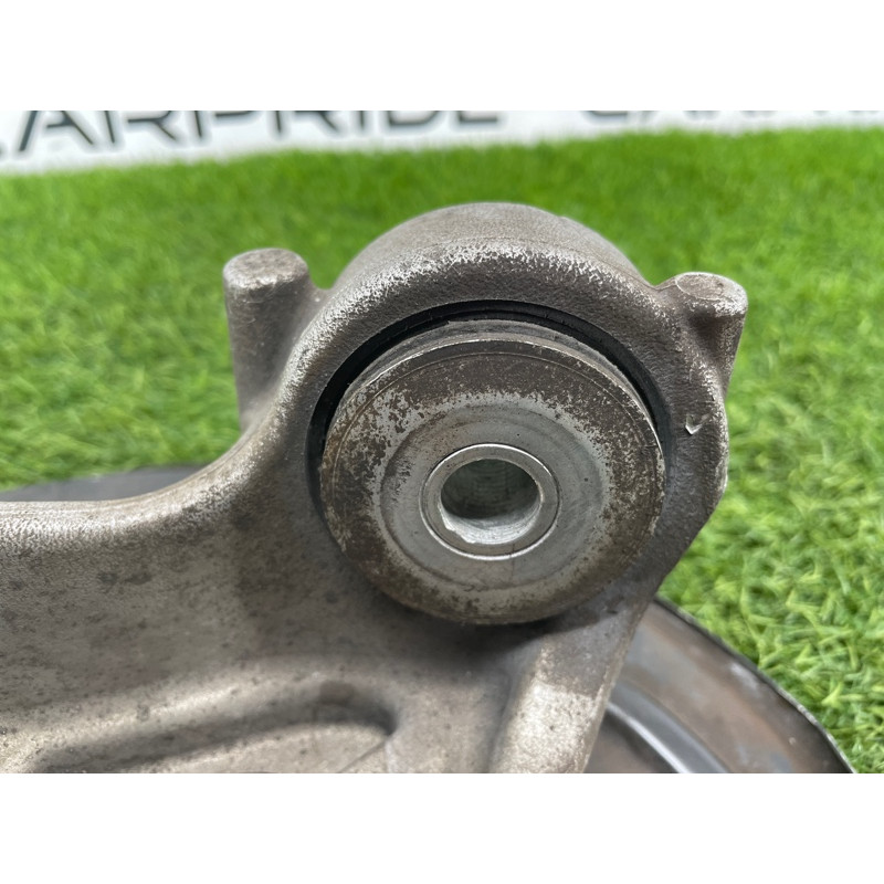 Цапфа подвески (подвеска) AUDI A8 D4 2011 4,2 4H0505432C