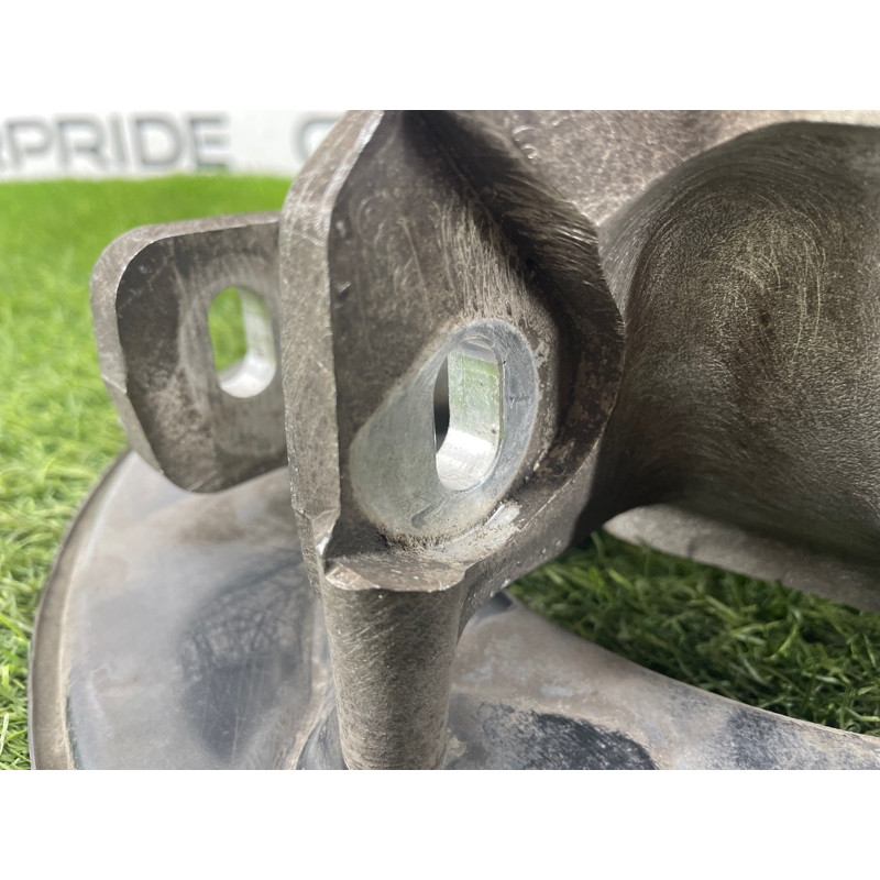 Цапфа подвески (подвеска) AUDI A8 D4 2011 4,2 4H0505432C