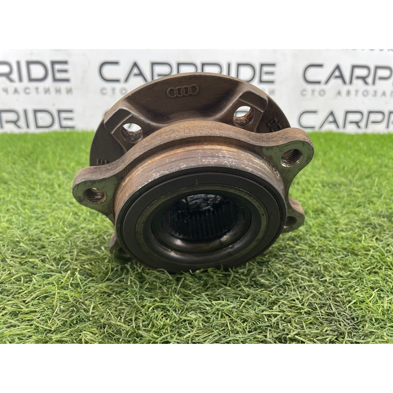Ступица (подвеска) Audi Q5 8R 2012 3.2 CALB 4H0498625