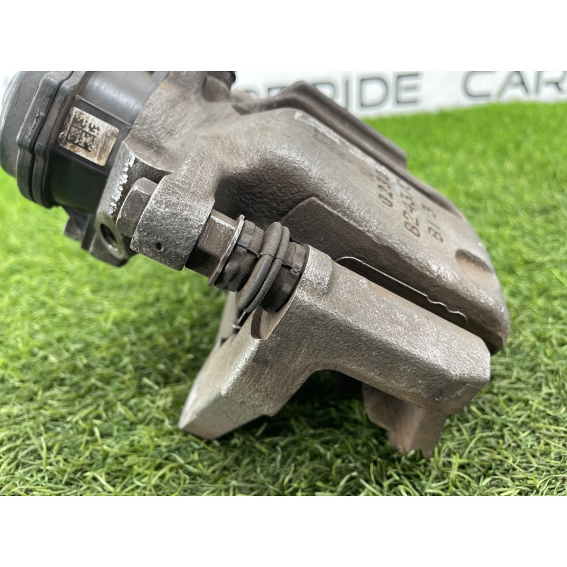 Суппорт тормозной (тормозная система) AUDI A8 D4 2011 4,2 4H0615403A