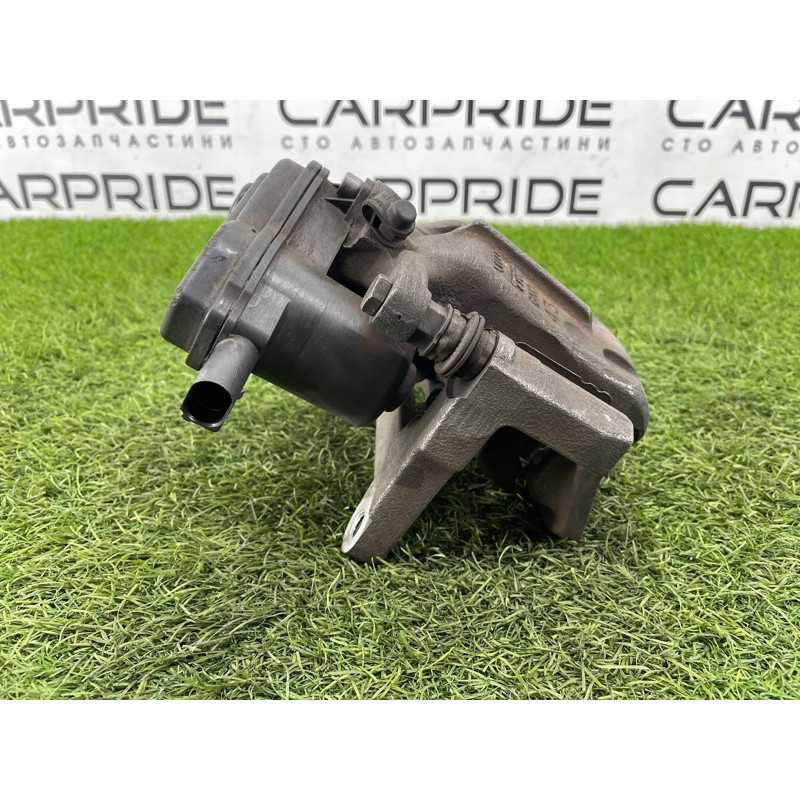 Суппорт тормозной (тормозная система) AUDI A8 D4 2011 4,2 4H0615404A