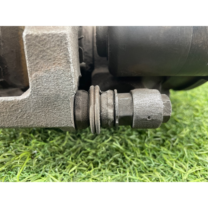 Суппорт тормозной (тормозная система) AUDI A8 D4 2011 4,2 4H0615404A