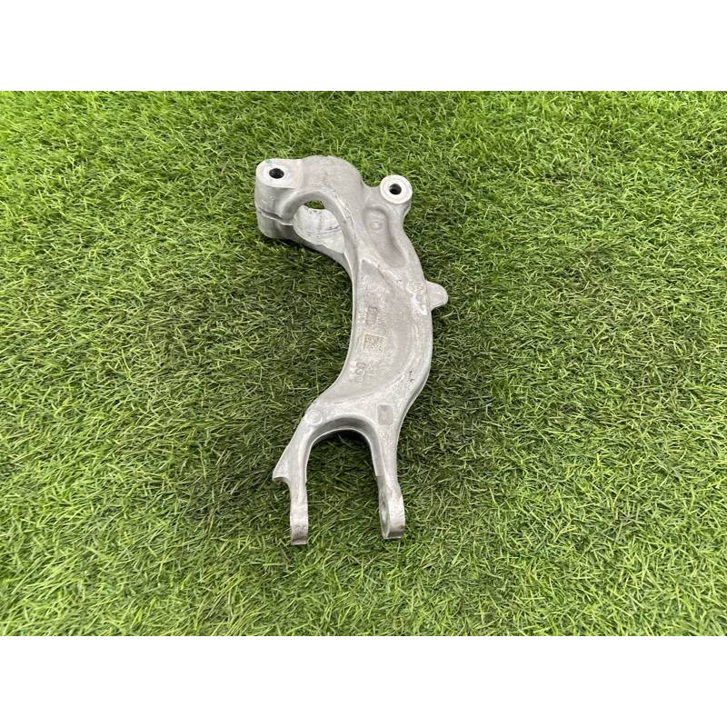 Вилка амортизатора (подвеска) Audi A5 F5 2019 2.0 TFSI 8W0413038H