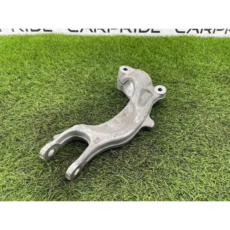 Вилка амортизатора (подвеска) Audi A5 F5 2019 2.0 TFSI 8W0413038H