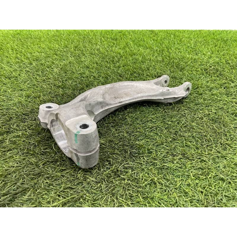 Вилка амортизатора (подвеска) Audi A5 F5 2019 2.0 TFSI 8W0413038H