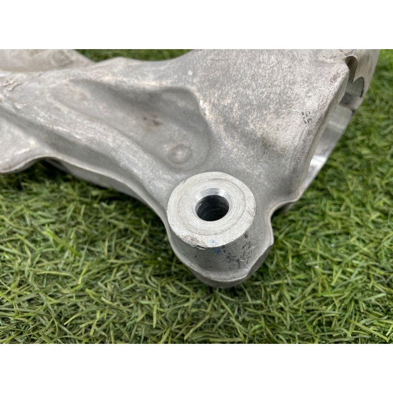 Вилка амортизатора (подвеска) Audi A5 F5 2019 2.0 TFSI 8W0413038H