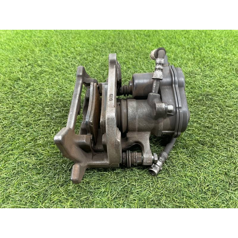 Суппорт тормозной (тормозная система) Audi Q5 8R 2012 3.2 CALB 8K0615403B