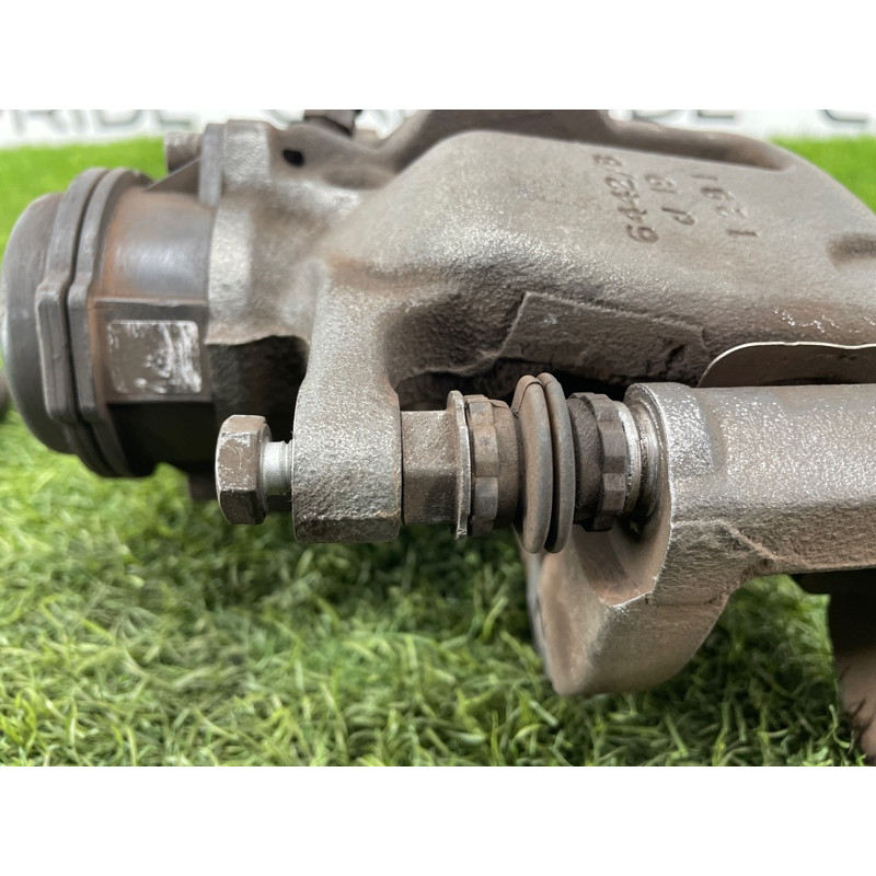 Суппорт тормозной (тормозная система) Audi Q5 8R 2012 3.2 CALB 8K0615403B