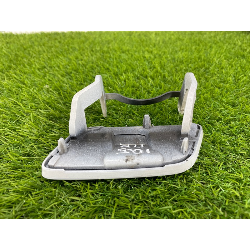 Крышка форсунки омывателя фар (кузов и элементы) Audi Q5 8R 2012 3.2 CALB 8R0955276AGRU