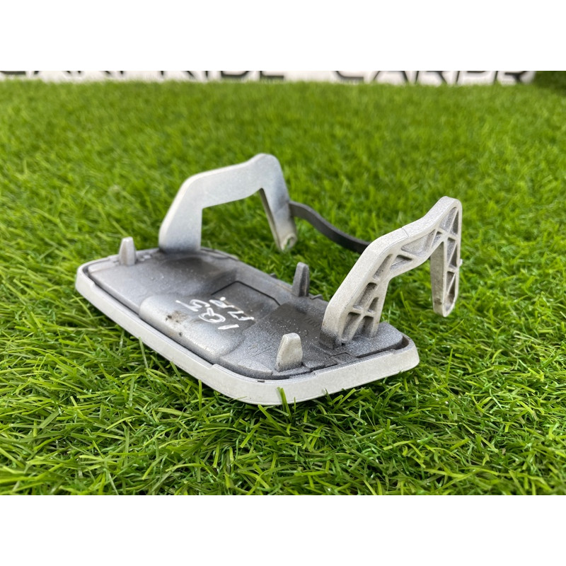 Крышка форсунки омывателя фар (кузов и элементы) Audi Q5 8R 2012 3.2 CALB 8R0955276AGRU