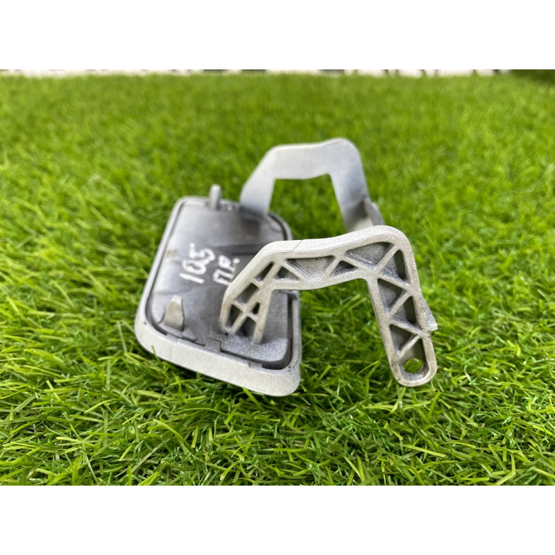 Крышка форсунки омывателя фар (кузов и элементы) Audi Q5 8R 2012 3.2 CALB 8R0955276AGRU