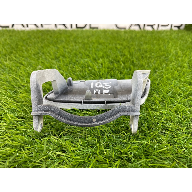 Крышка форсунки омывателя фар (кузов и элементы) Audi Q5 8R 2012 3.2 CALB 8R0955276AGRU