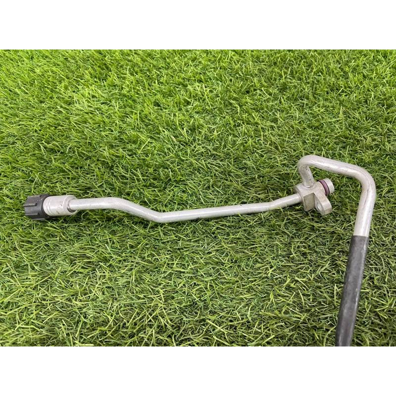 Трубка кондиционера (отопление и кондиционирование) AUDI A4 B9 2017 2.0L 8W1820720F