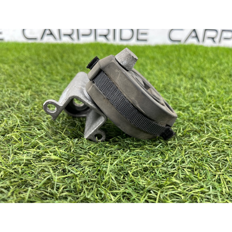 Подушка глушителя (выпускная система) Audi A5 F5 2019 2.0 TFSI 4M0253147C