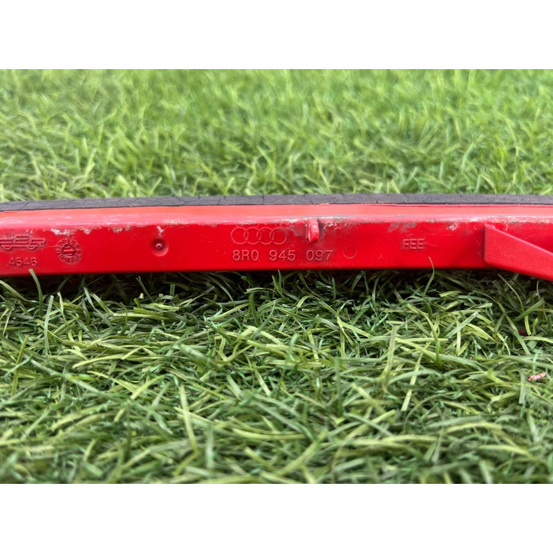 Повторитель стоп сигнала (оптика) Audi Q5 8R 2012 3.2 CALB 8R0945097