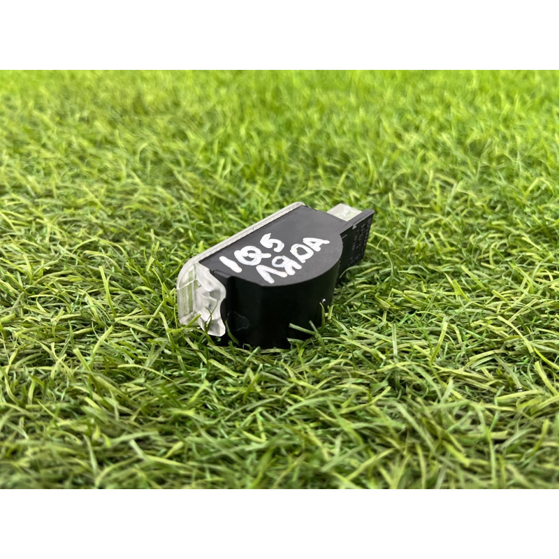 Плафон багажника (салон) Audi Q5 8R 2012 3.2 CALB 4B0947415A