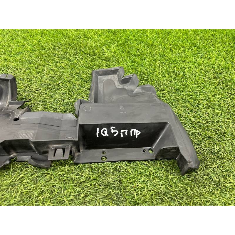 Воздуховод радиатора (кузов и элементы) Audi Q5 8R 2012 3.2 CALB 8R0121284G