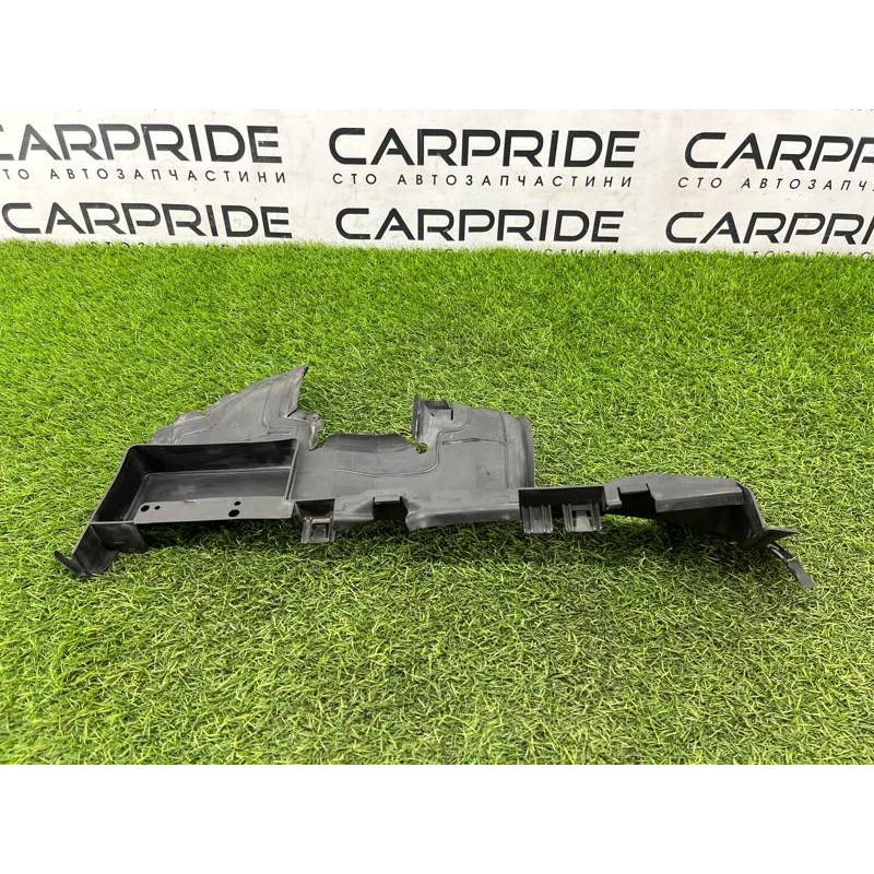 Воздуховод радиатора (кузов и элементы) Audi Q5 8R 2012 3.2 CALB 8R0121284G