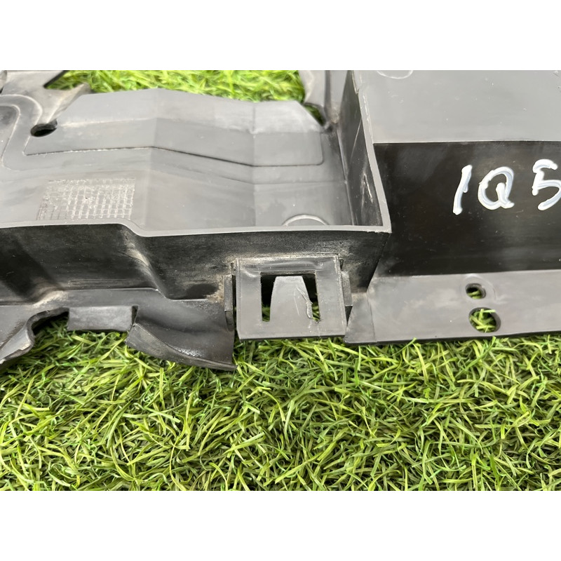 Воздуховод радиатора (кузов и элементы) Audi Q5 8R 2012 3.2 CALB 8R0121284G