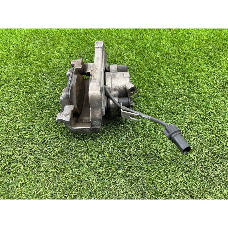 Суппорт тормозной (тормозная система) AUDI A4 B9 2017 2.0L 8W0615123