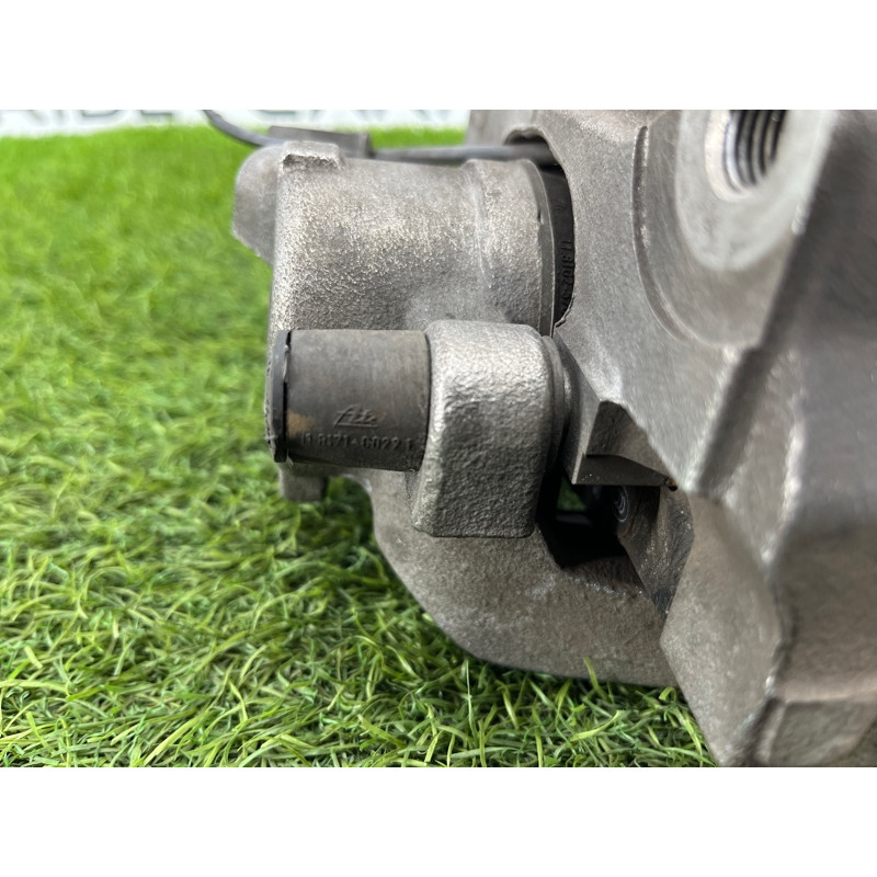 Суппорт тормозной (тормозная система) AUDI A4 B9 2017 2.0L 8W0615123