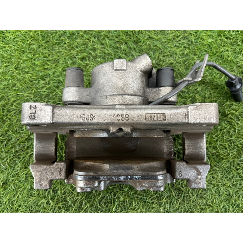 Суппорт тормозной (тормозная система) AUDI A4 B9 2017 2.0L 8W0615123