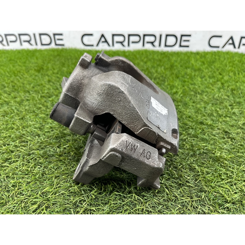 Суппорт тормозной (тормозная система) AUDI A4 B9 2017 2.0L 8W0615124