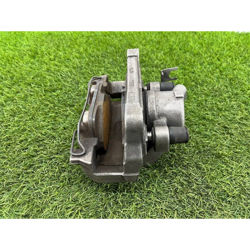 Суппорт тормозной (тормозная система) AUDI A4 B9 2017 2.0L 8W0615124