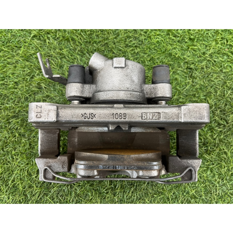 Суппорт тормозной (тормозная система) AUDI A4 B9 2017 2.0L 8W0615124