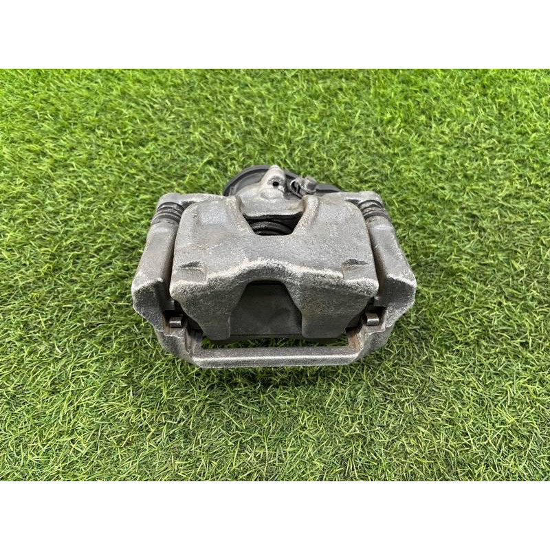 Суппорт тормозной (тормозная система) AUDI A4 B9 2017 2.0L 8W0615403