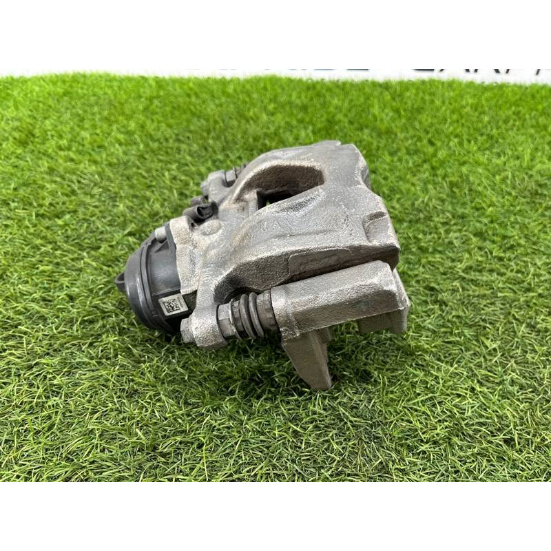 Суппорт тормозной (тормозная система) AUDI A4 B9 2017 2.0L 8W0615403