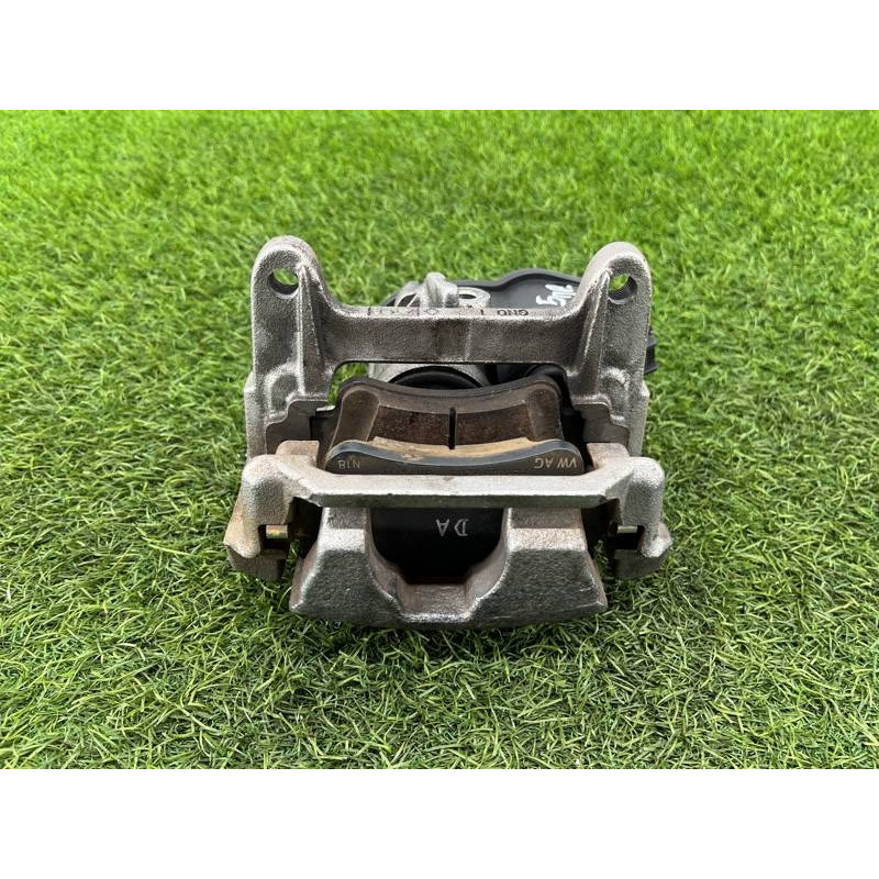 Гальмівний супорт (гальмівна система) Audi A5 F5 2019 2.0 TFSI 8W0615404A